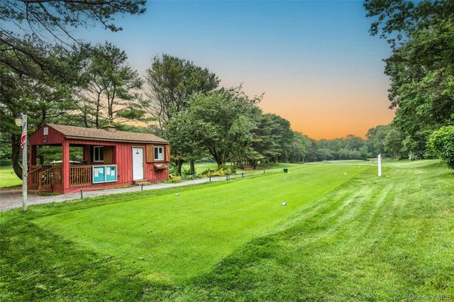 634 W End Drive, Medford, NY 11763