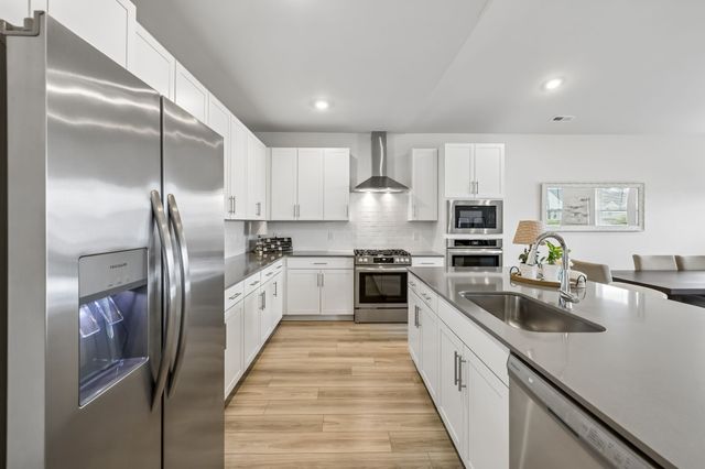 821 Westchester Circle, Hendersonville, TN 37075
