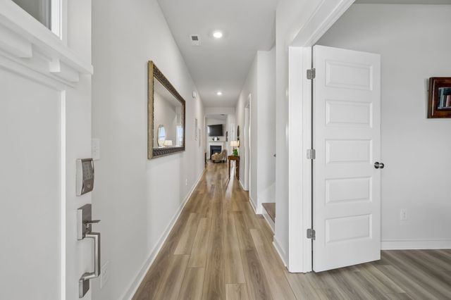 821 Westchester Circle, Hendersonville, TN 37075