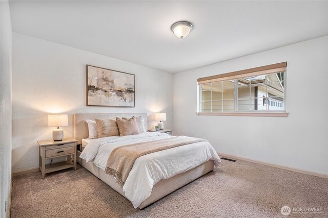 1630 Danner Lane NE, Lacey, WA 98156
