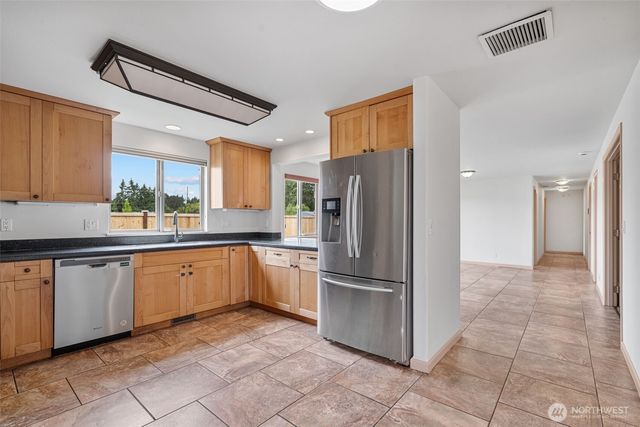 1630 Danner Lane NE, Lacey, WA 98156