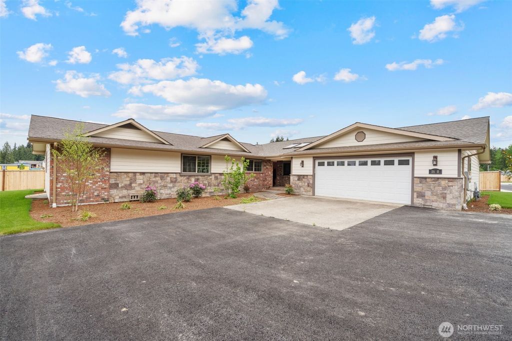 1630 Danner Lane NE, Lacey, WA 98156