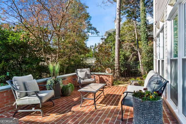 4120 Paran Pointe Drive, Atlanta, GA 30327