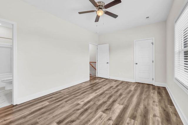 550 Peachers Mill Rd, Clarksville, TN 37042