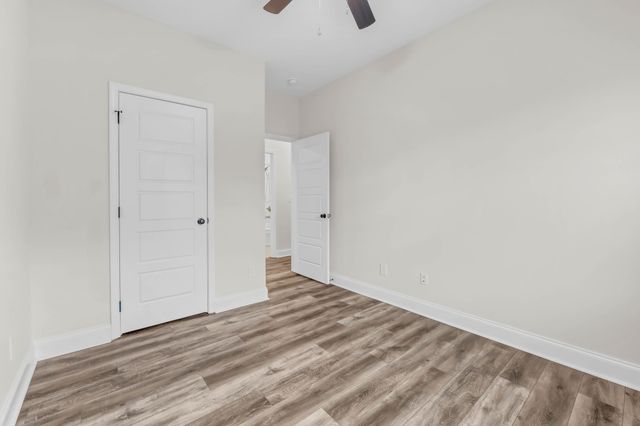 550 Peachers Mill Rd, Clarksville, TN 37042