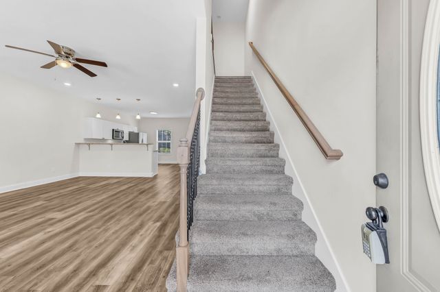 550 Peachers Mill Rd, Clarksville, TN 37042