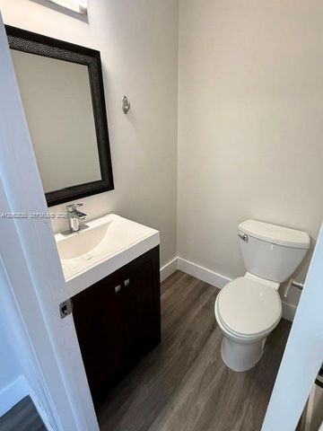 4828 Sheridan St 5, Hollywood, FL 33021