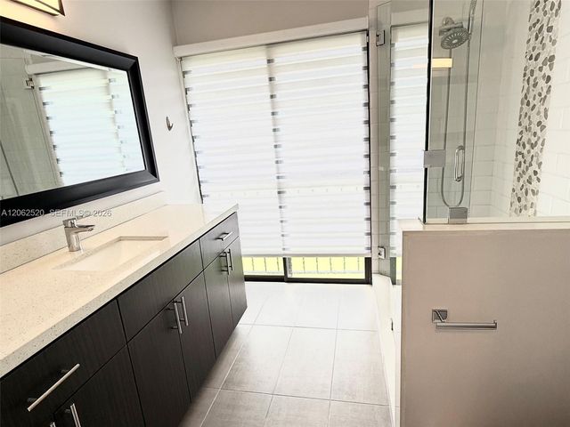 4828 Sheridan St 5, Hollywood, FL 33021