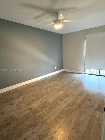 4828 Sheridan St 5, Hollywood, FL 33021