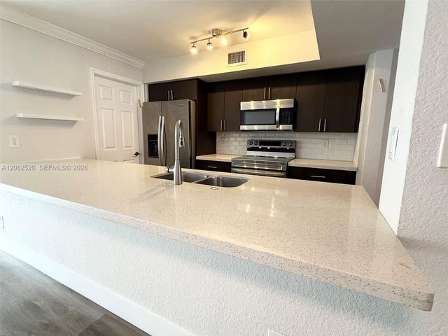 4828 Sheridan St 5, Hollywood, FL 33021