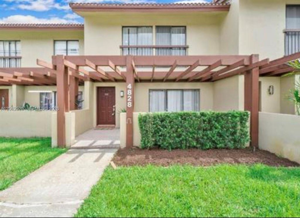 4828 Sheridan St 5, Hollywood, FL 33021