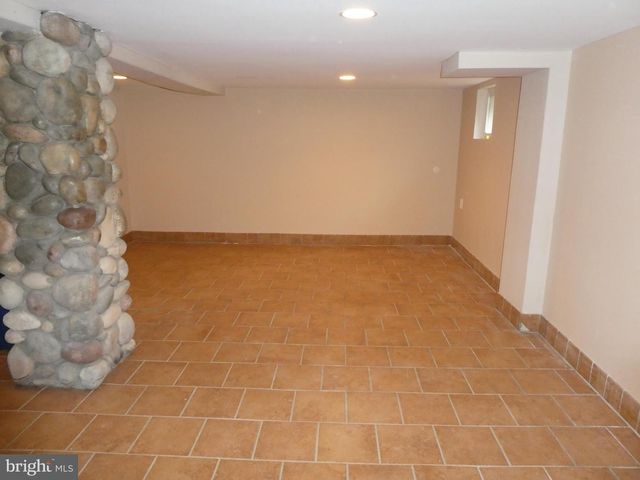 2024 ELM AVE, Atco, NJ 08004