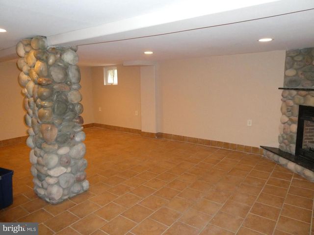 2024 ELM AVE, Atco, NJ 08004