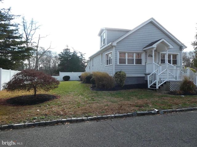 2024 ELM AVE, Atco, NJ 08004