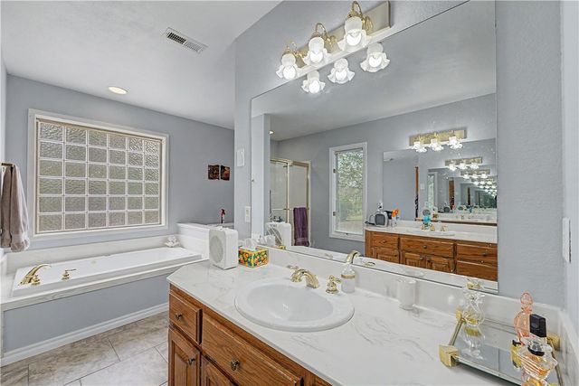 16 Saint Andrews Circle, Bella Vista, AR 72715