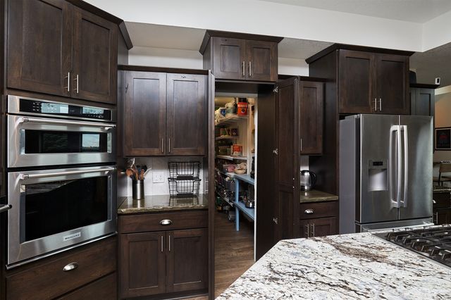 2337 Vintage Lane, St Charles, IA 50240