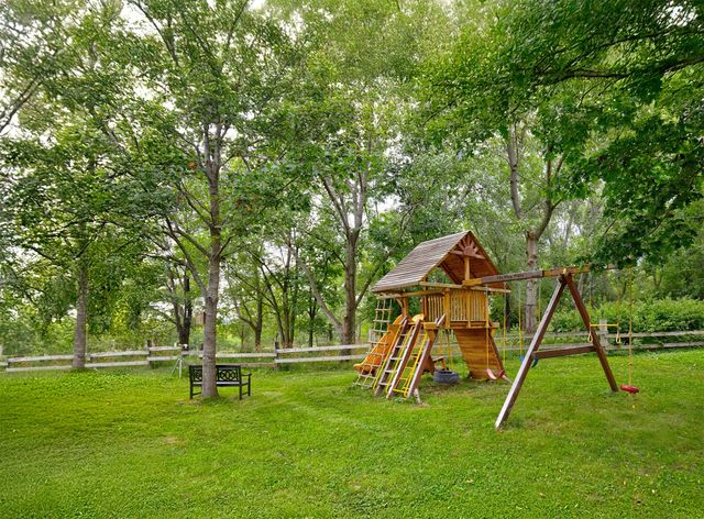 2337 Vintage Lane, St Charles, IA 50240