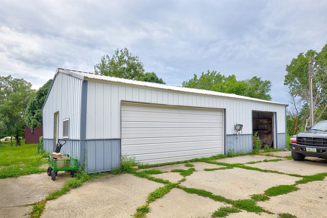 2337 Vintage Lane, St Charles, IA 50240