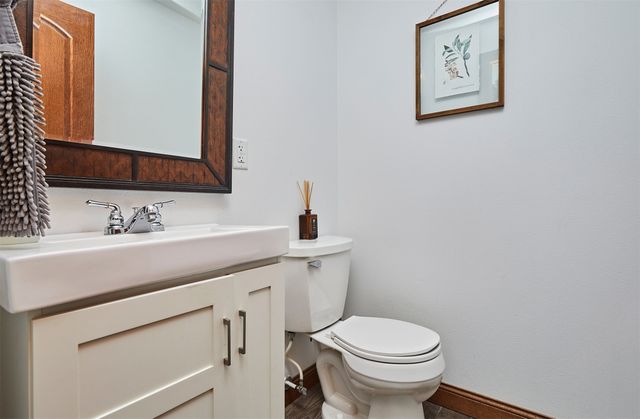 2337 Vintage Lane, St Charles, IA 50240