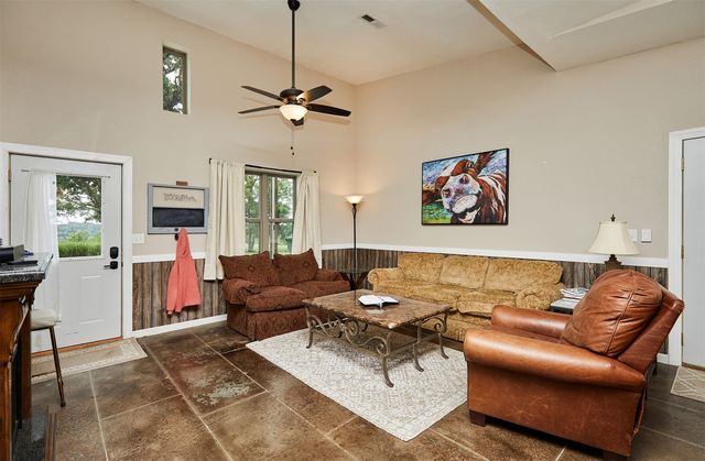 2337 Vintage Lane, St Charles, IA 50240