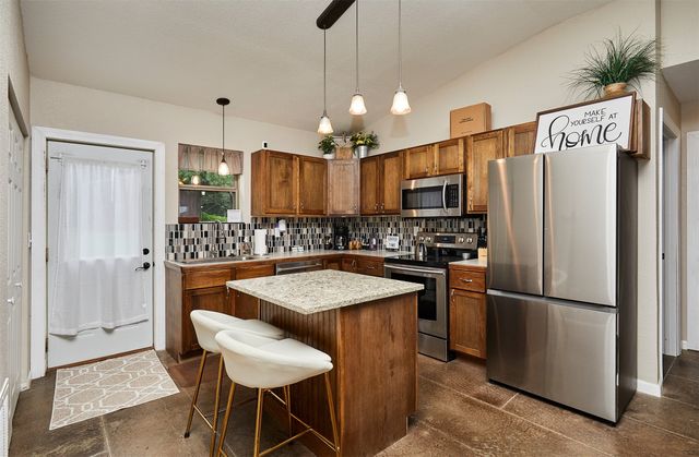 2337 Vintage Lane, St Charles, IA 50240