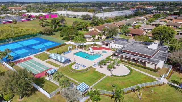 6262 Tall Cypress Circle, Greenacres, FL 33463