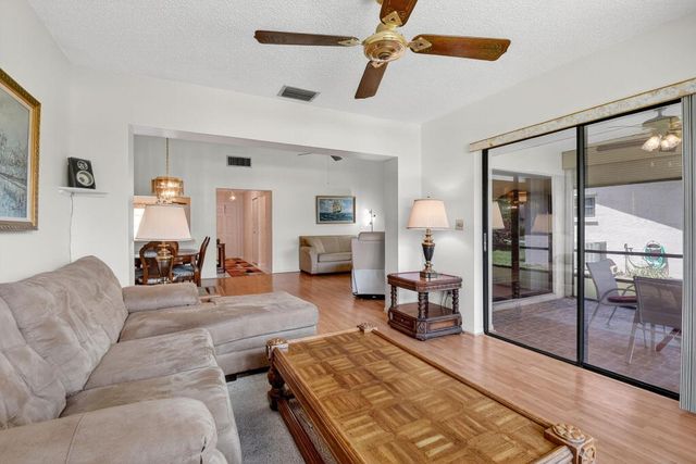 6262 Tall Cypress Circle, Greenacres, FL 33463