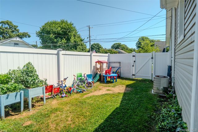 156 Fairview Avenue, Bayport, NY 11705