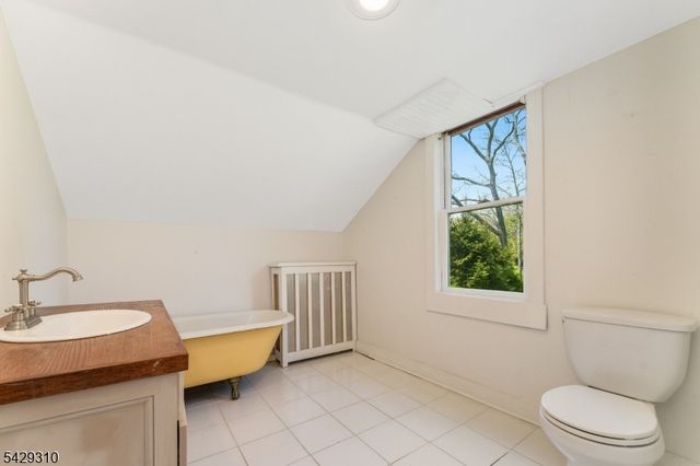 234 Califon-Cokesbury Rd, Tewksbury Twp., NJ 07830