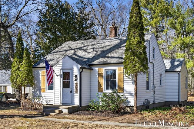 2526 Pennsylvania Avenue, Muskegon, MI 49445