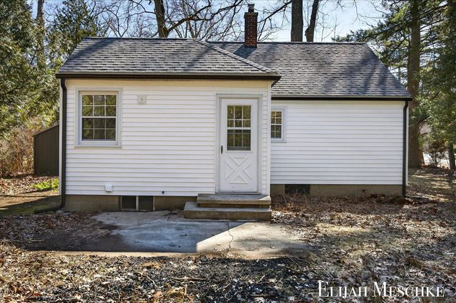 2526 Pennsylvania Avenue, Muskegon, MI 49445