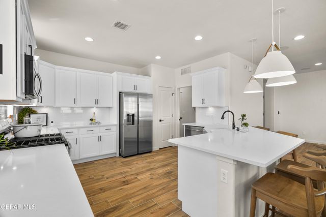 12414 Amesbury Avenue, El Paso, TX 79928