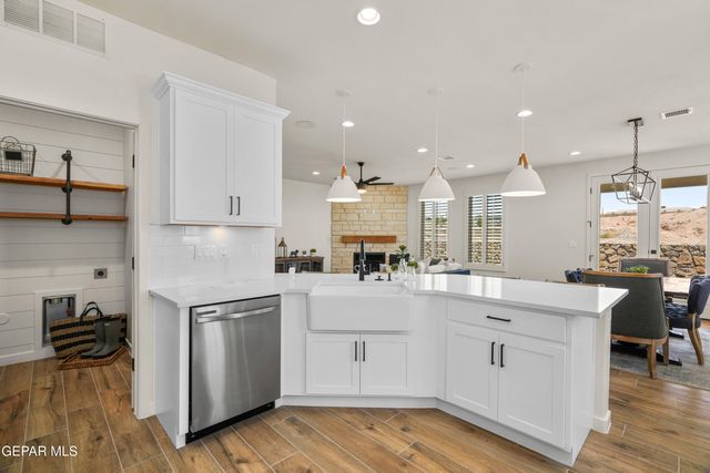 12414 Amesbury Avenue, El Paso, TX 79928