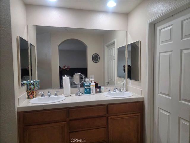 12724 Palm Court, Sylmar, CA 91342