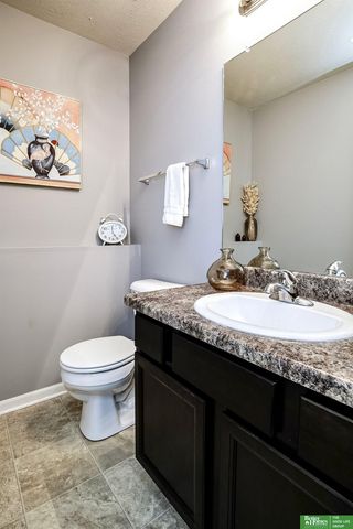 16440 Cary Street, Omaha, NE 68136