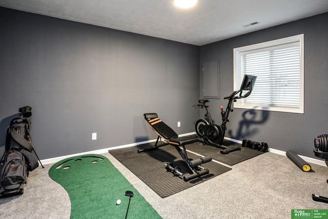 16440 Cary Street, Omaha, NE 68136