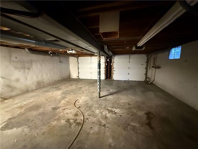 8200 E 104th Terrace, Kansas City, MO 64134