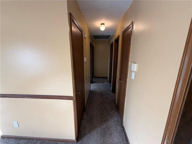 8200 E 104th Terrace, Kansas City, MO 64134