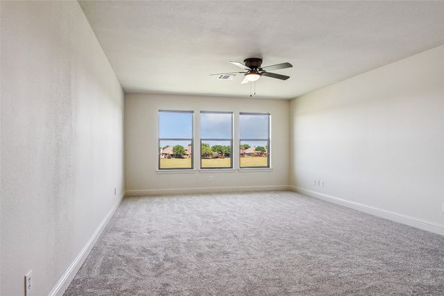 304 Creekside Trail, Argyle, TX 76226