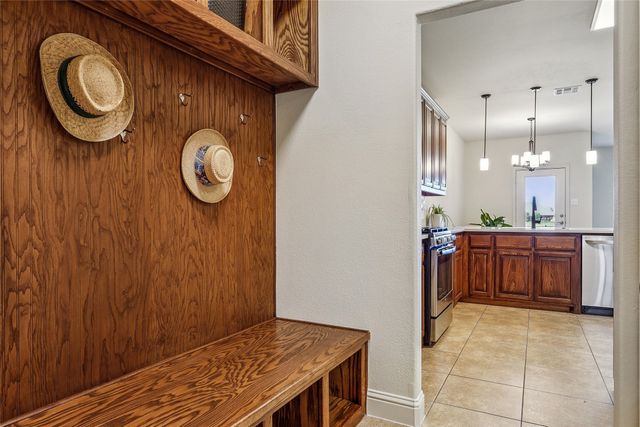 304 Creekside Trail, Argyle, TX 76226