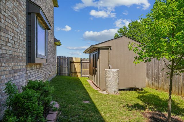 304 Creekside Trail, Argyle, TX 76226