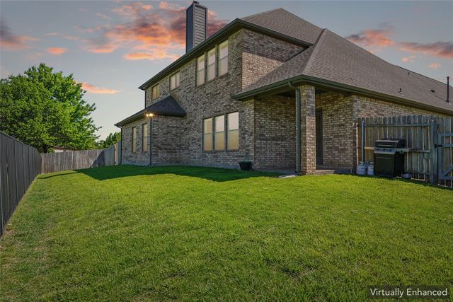 304 Creekside Trail, Argyle, TX 76226