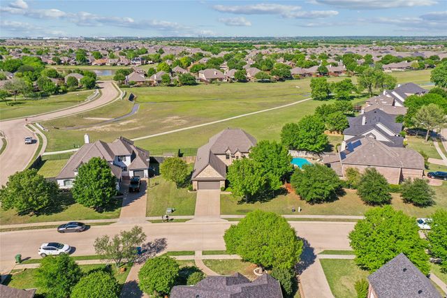 304 Creekside Trail, Argyle, TX 76226