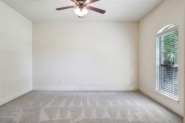 304 Creekside Trail, Argyle, TX 76226