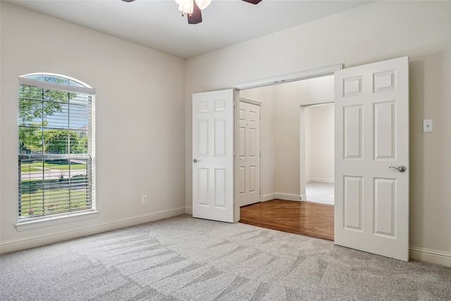 304 Creekside Trail, Argyle, TX 76226