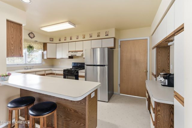 101 Foxwood Lane, Forked River, NJ 08731