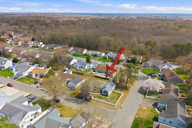 101 Foxwood Lane, Forked River, NJ 08731