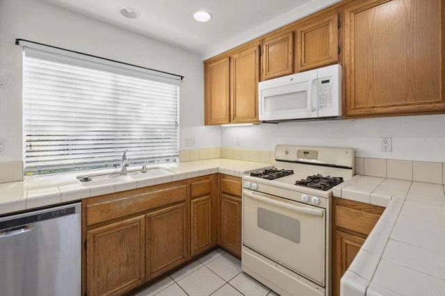 10260 Pinon Place, Lakeside, CA 92040