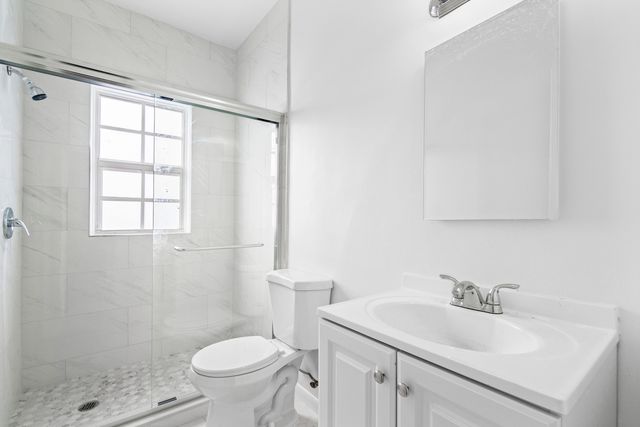 623 Park Place 15, West Palm Beach, FL 33401