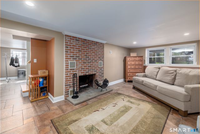 300 Ford Street, Milford, CT 06461